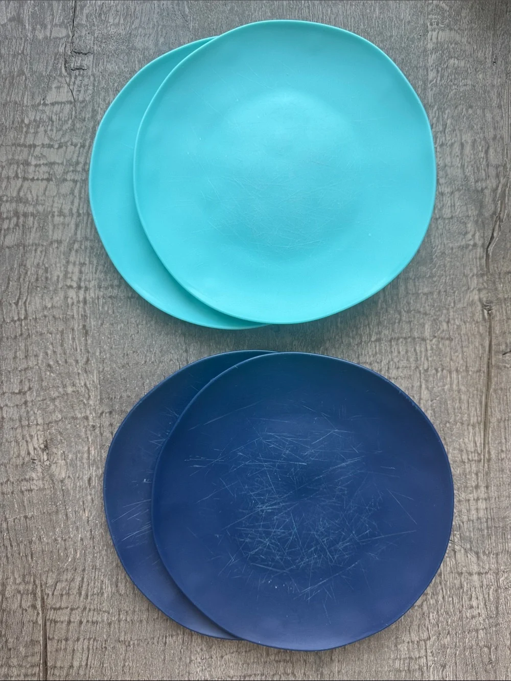 Set of 4 Colorful Heavy Duty Plastic Plates - Teal & Navy 10.5” round